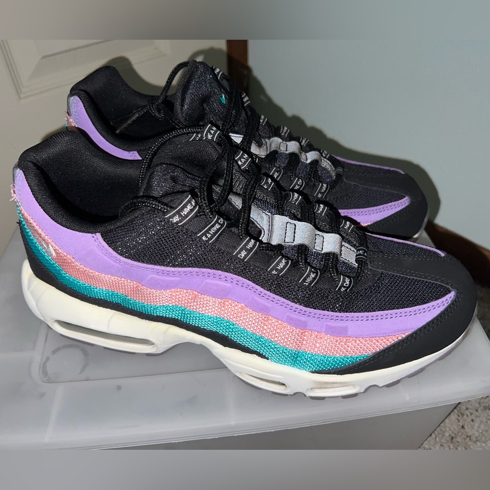 Women's Multicolor Nike Air Max Shoes